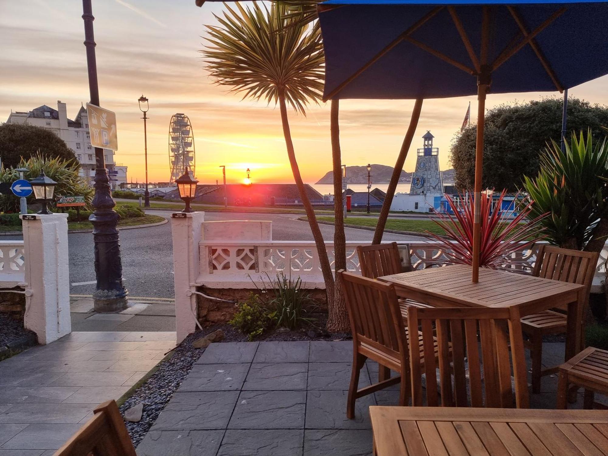 Min Y Don Llandudno (Adults Only) Hotel Екстериор снимка