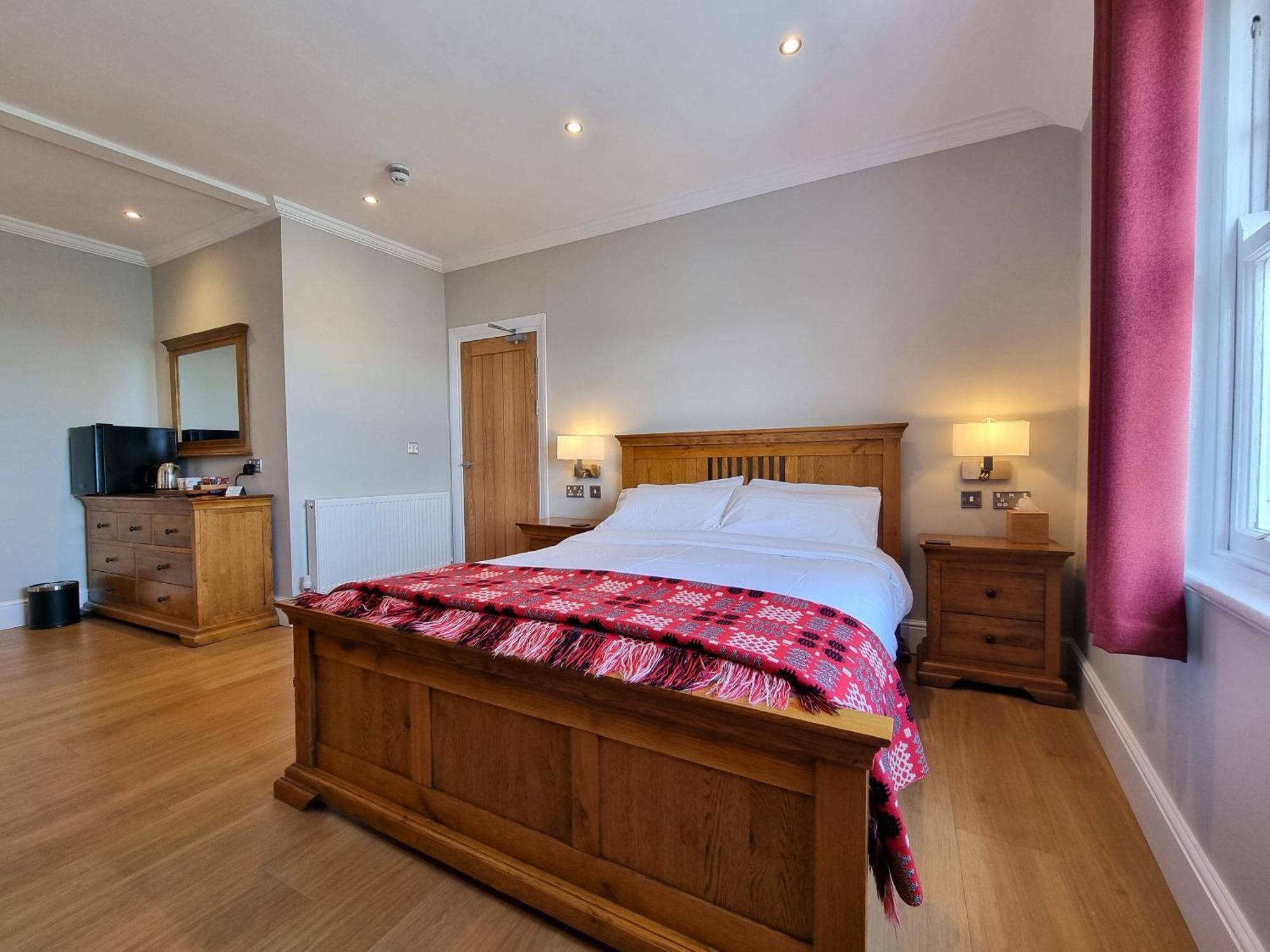 Min Y Don Llandudno (Adults Only) Hotel Екстериор снимка